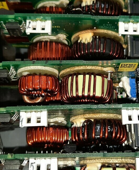 Ремонт источников питания - ООО "Премьер-Электроника" Ремонт источника питания VEGA - ООО "Премьер-Электроника"